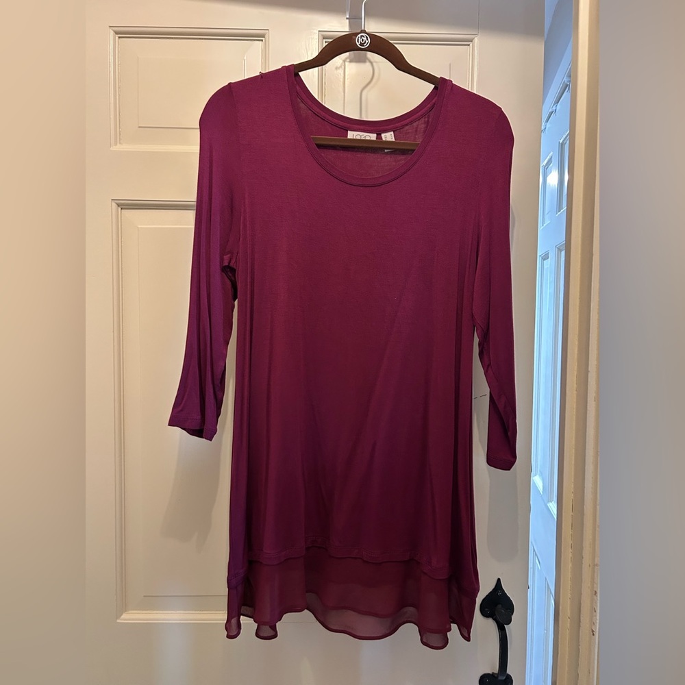 LOGO tunic, M, raspberry, 3/4 sleeve, chiff hem.